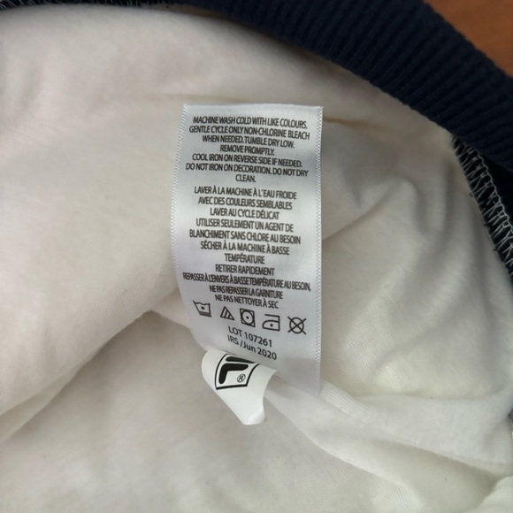 FILA Size XL White, Black, and Red Fluffy Unisex Kids Hoodie - Picture 11 of 12